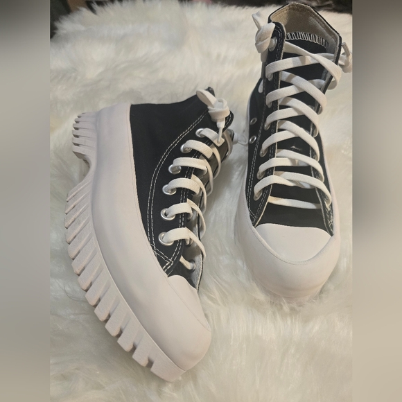 Black and White Converse Chuck Taylor All Star High Top Platform size M/5 & W/7 - Picture 3 of 14